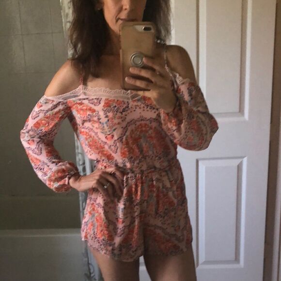 Charlotte Russe chiffon floral print romper XS - Picture 1 of 8